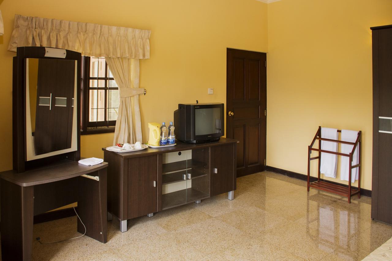 Breeze Villa Kandy Exterior foto